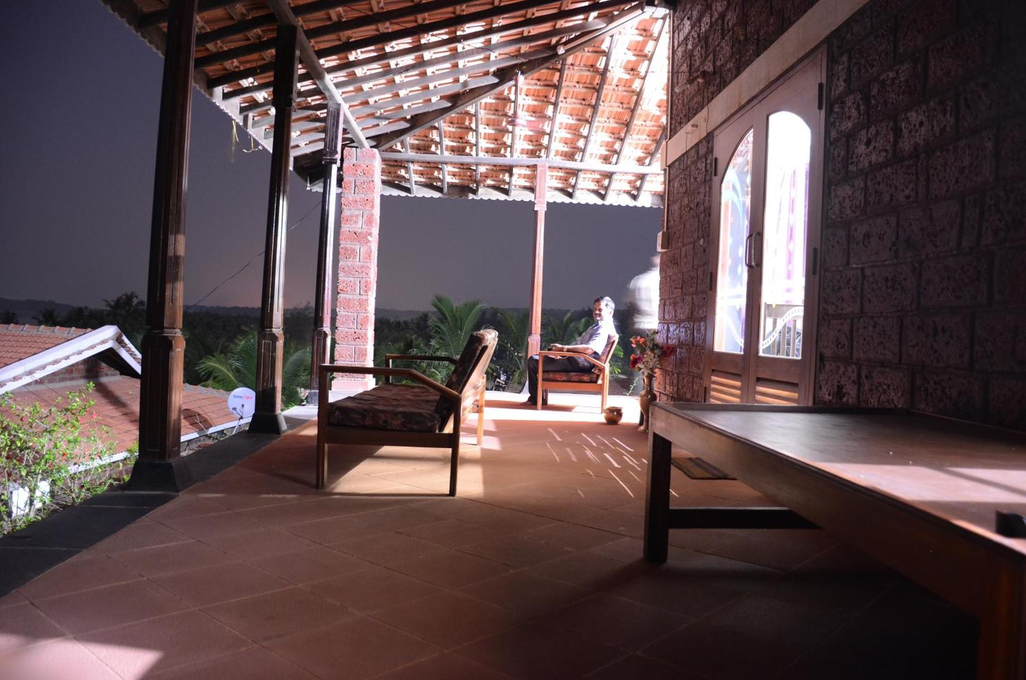Beachfront Villas Ganpatipule Exterior photo