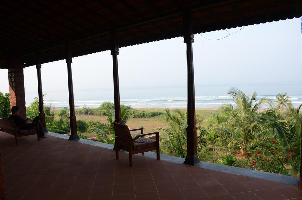 Beachfront Villas Ganpatipule Room photo